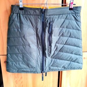 SKHOOP Quilted Skirt with Orange Lining Size Medium